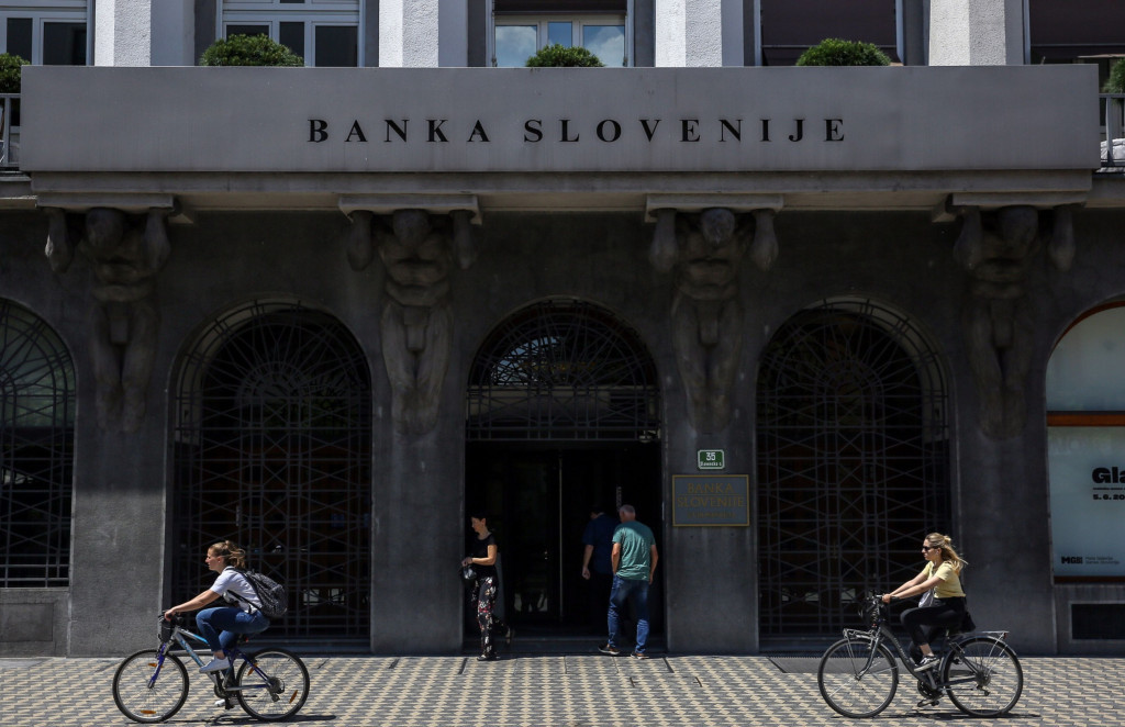 Banka Slovenije napoveduje višjo inflacijo in rast kot decembra