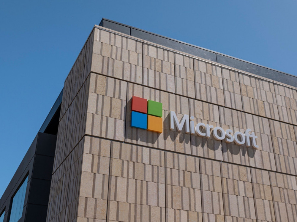 Microsoft mučita Kitajska in Rusija, rešuje pa oblak