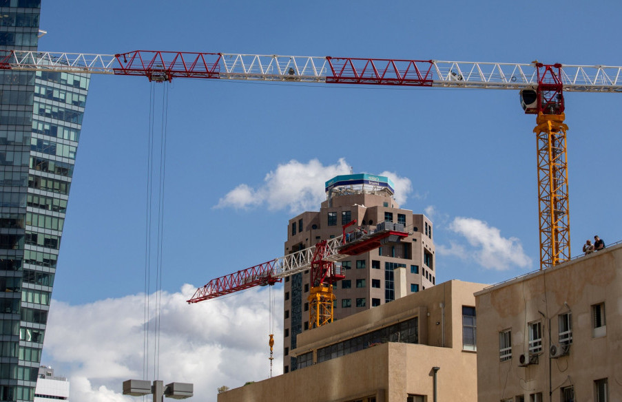 Gradbinci zaradi višjih cen vse bolj v skrbeh