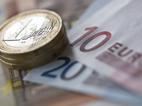 Evropska komisija: Hrvaška bo oceno o uvedbi evra dobila 1. junija