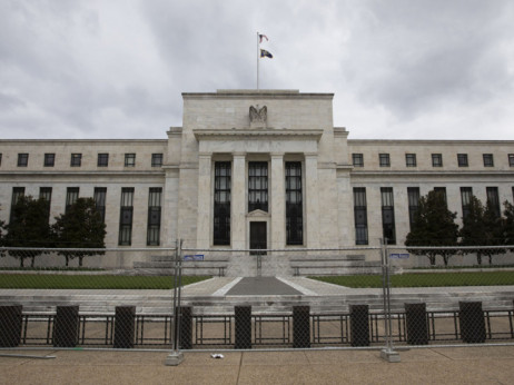 Fed z rekordnim dvigom obrestne mere in obljublja nova zvišanja