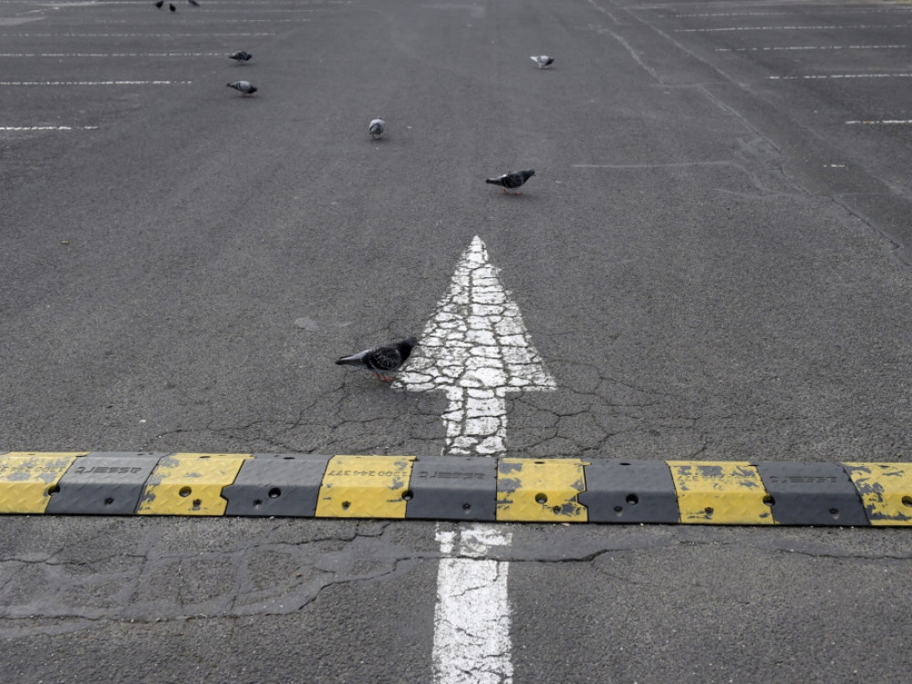 Napoved: Slovenija v 2023 z največjim upadom BDP v regiji