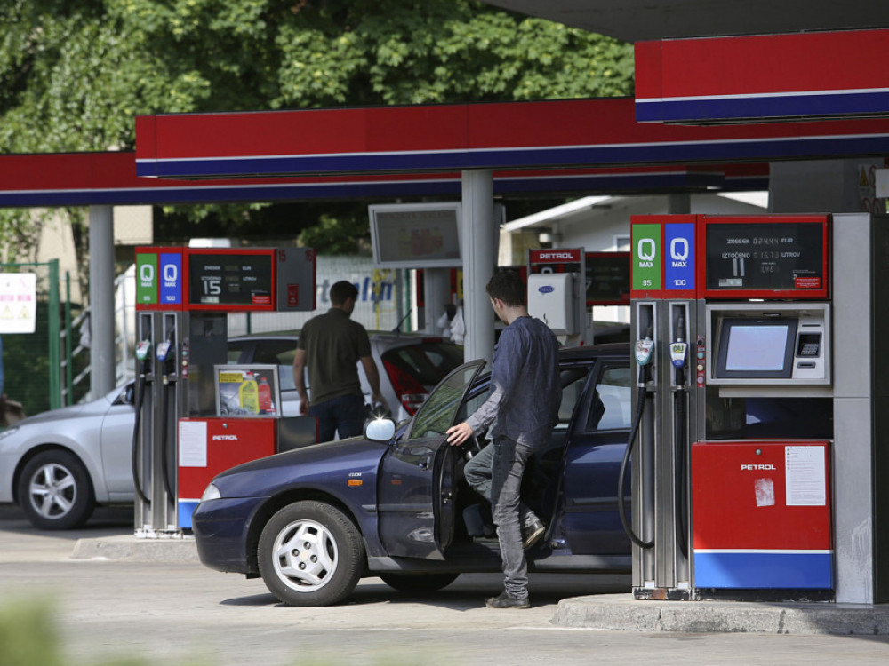 Najcenejši bencin v EU imajo na Madžarskem, najdražjega na Finskem