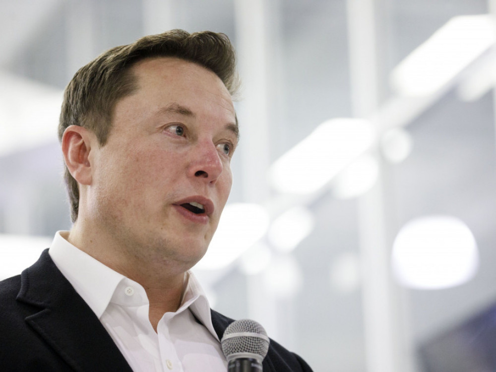 Elon Musk se spopada s tožbami
