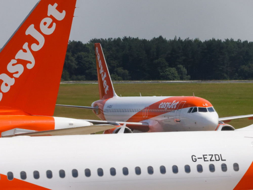 Zračni promet: Tudi EasyJet zmanjšal število letov za poletno sezono