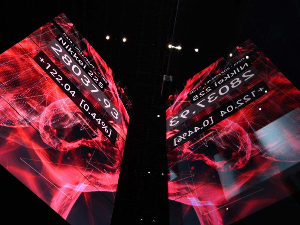 Azijski indeksi zaradi bojazni pred recesijo upadli