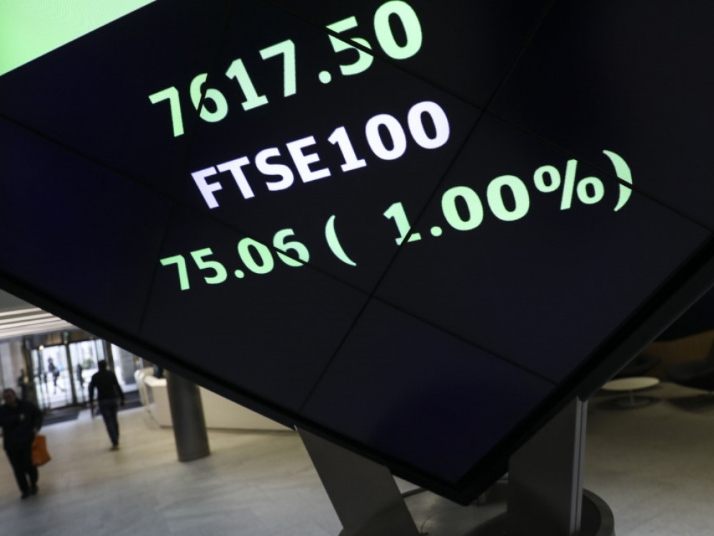 Evropske borze z rastjo, nafta pet odstotkov dražja