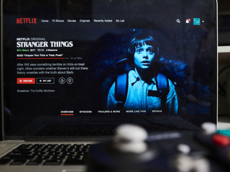 Sesutje Netflixa zaradi serije Stranger Things