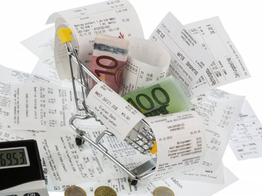 Kupna moč v regiji: Hrvati in Srbi zasledujejo Slovence