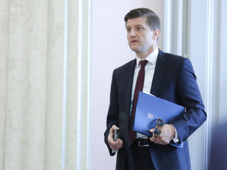 Odstopil hrvaški finančni minister Zdravko Marić