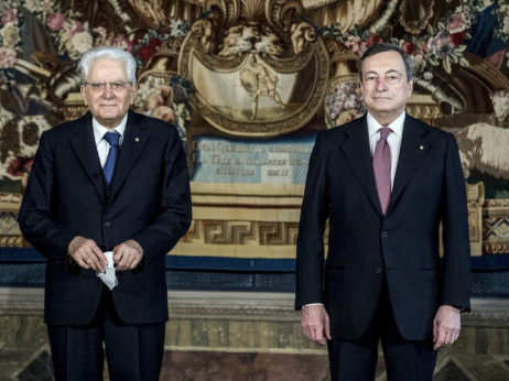 Italijanski predsednik Mattarella ni sprejel Draghijevega odstopa