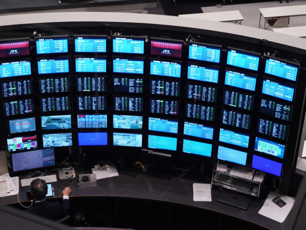 Ameriške borze v rdečem, azijske mešano