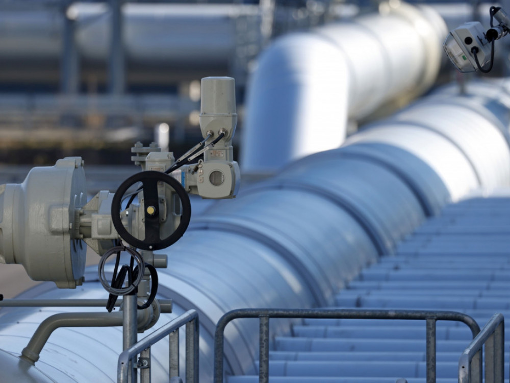 Iz plinovoda Severni tok 2 uhaja plin, razloge še preiskujejo