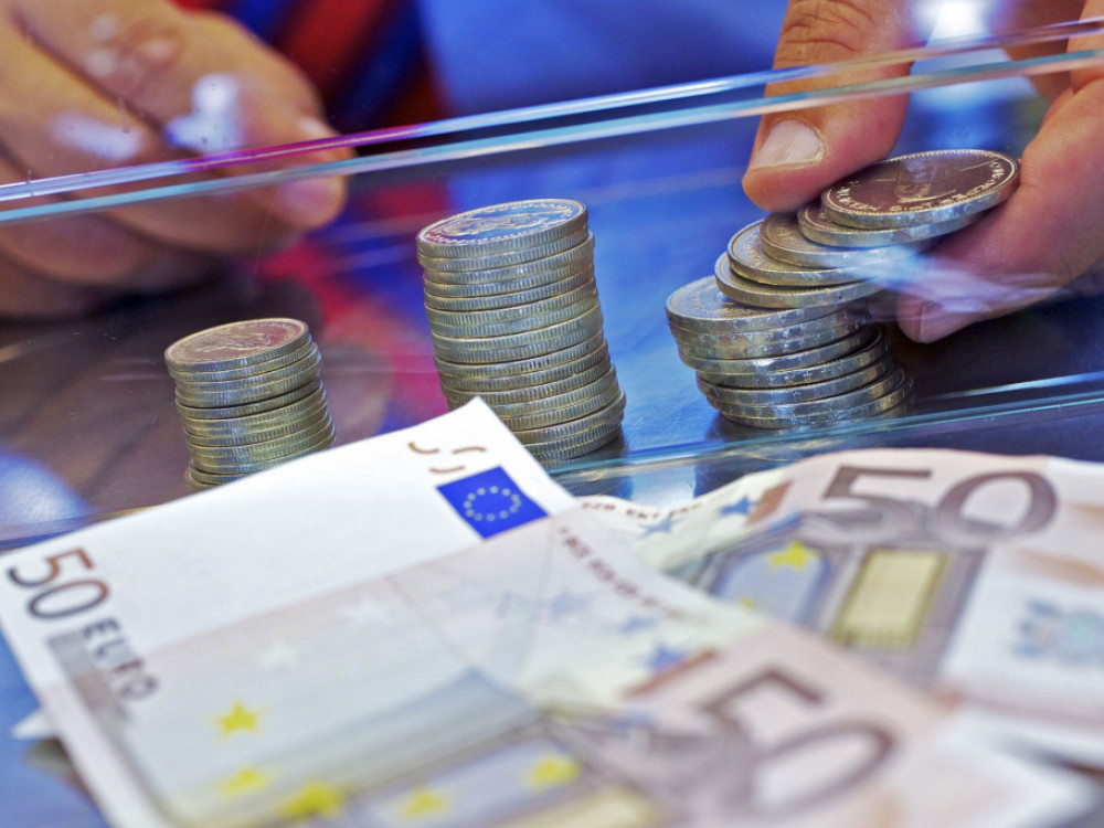Slovenija in Hrvaška z največ bančnimi vlogami v regiji