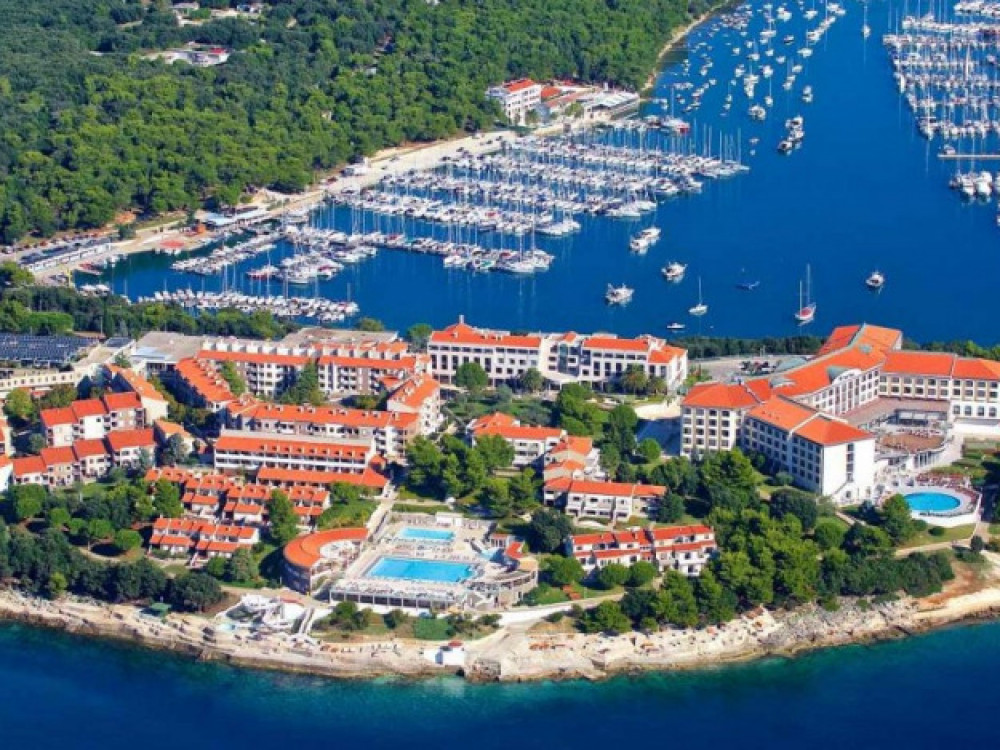 Hrvaški turizem cveti: Prihodki presegli predpandemsko raven