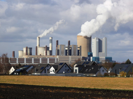 Energetski koncern RWE po izjemnih rezultatih zvišal napovedi