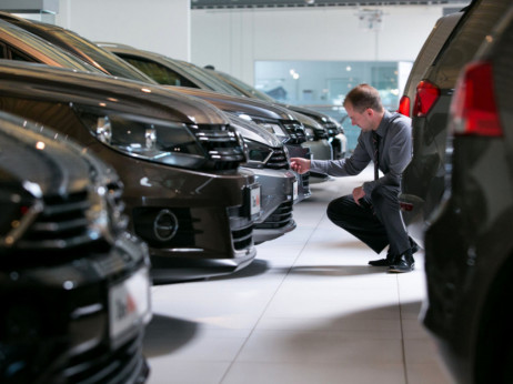 Prodaja avtomobilov v Sloveniji maja rahlo zrasla