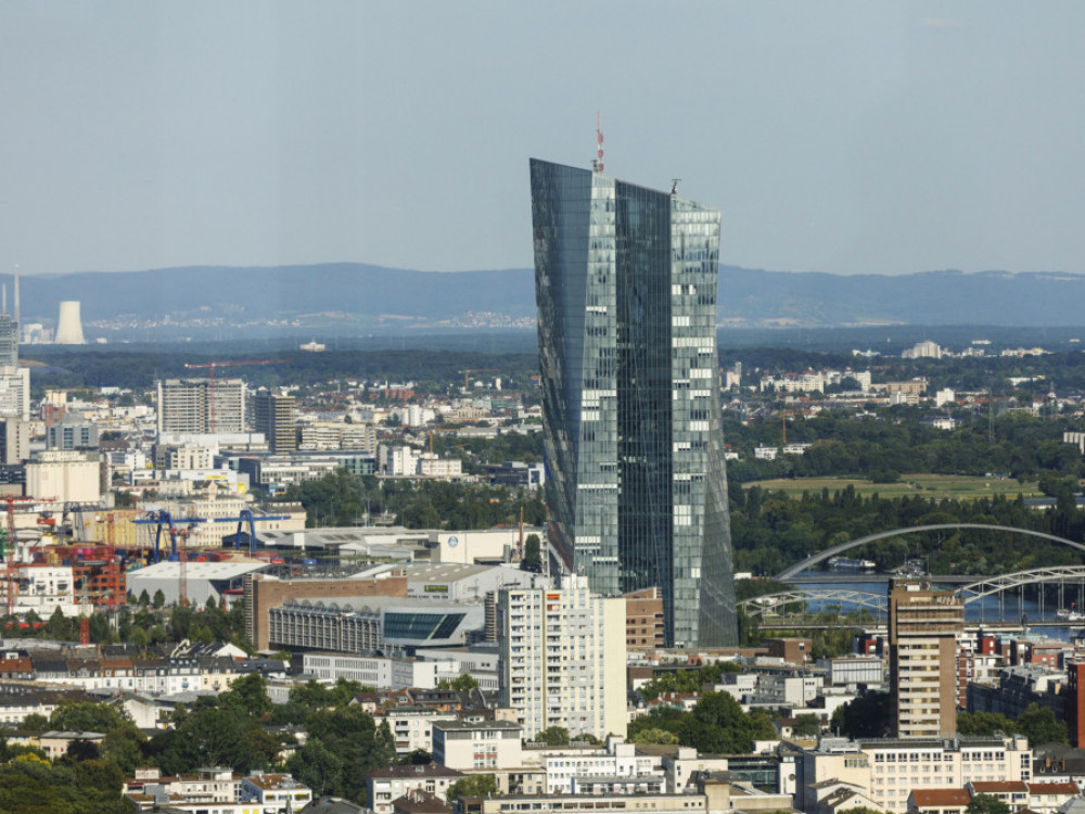 Jezni Evropejci znižali Googlovo oceno stavbe ECB
