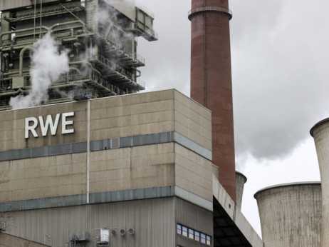 Nemški RWE zvišal celoletno napoved