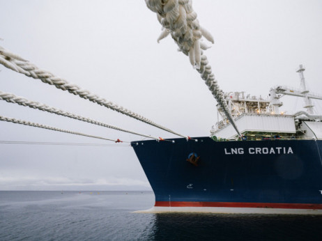 Hrvaška podvaja zmogljivosti LNG-terminala, plin na voljo Sloveniji