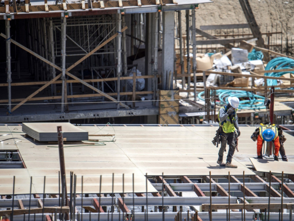S kakšnimi plačami so delodajalci iz Slovenije vabili kadre iz BiH