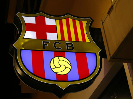 Barcelona v izdajo obveznic za prenovo stadiona