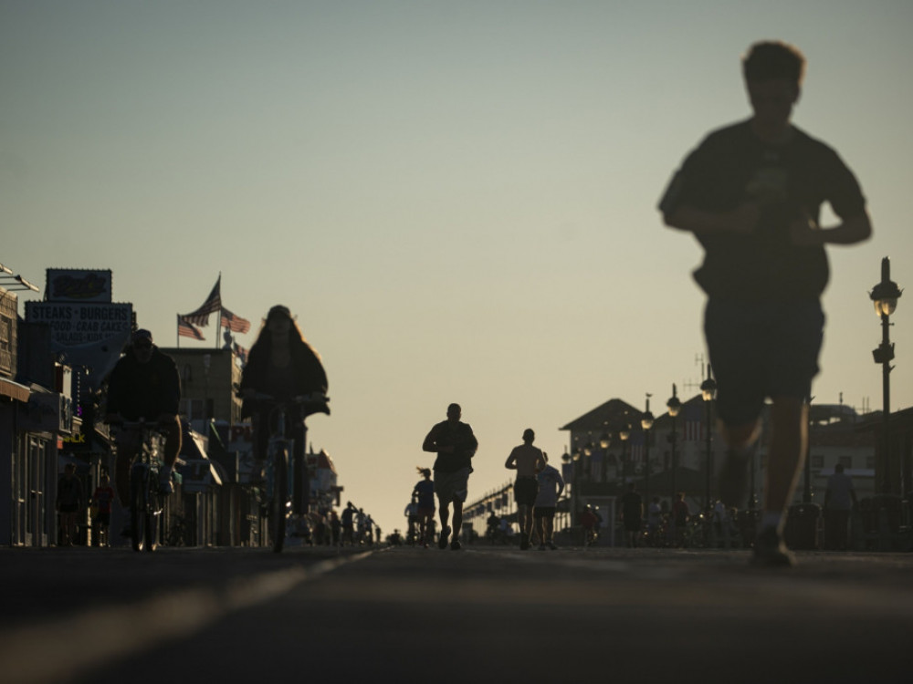 Skladi, ki jih upravljajo maratonci, so donosnejši