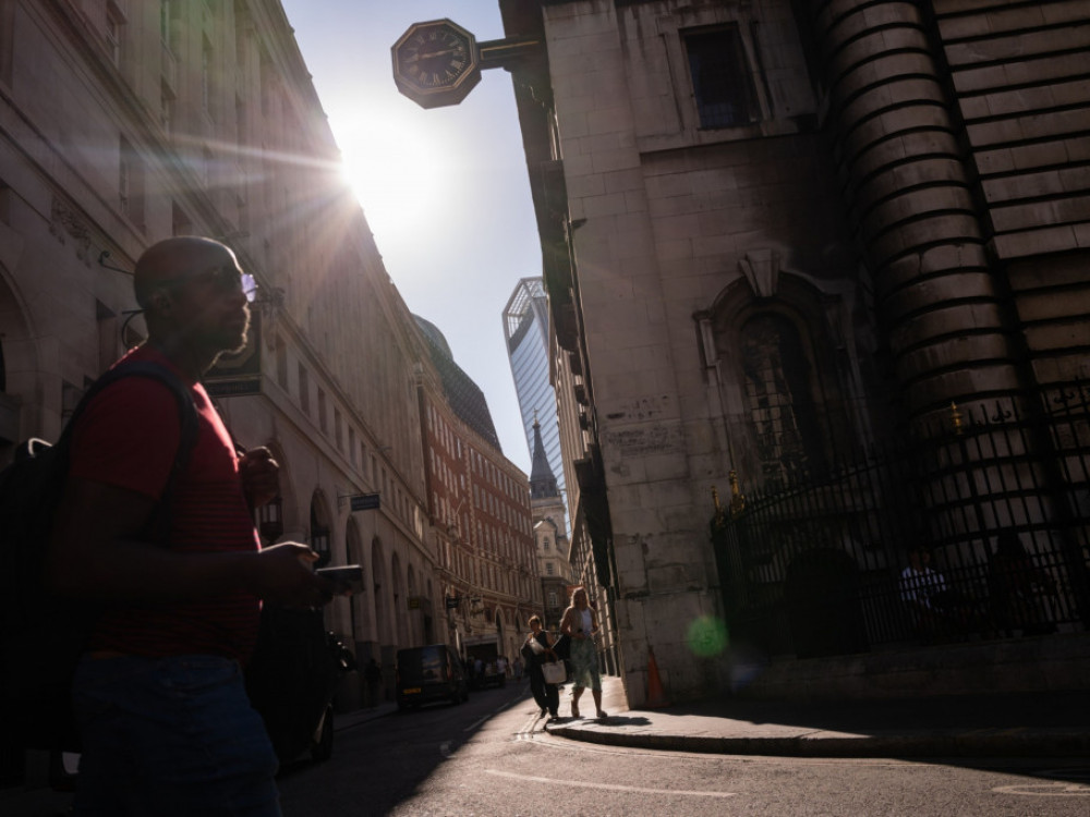 Top 5 novic za začetek dneva: Počasnejša rast menjave