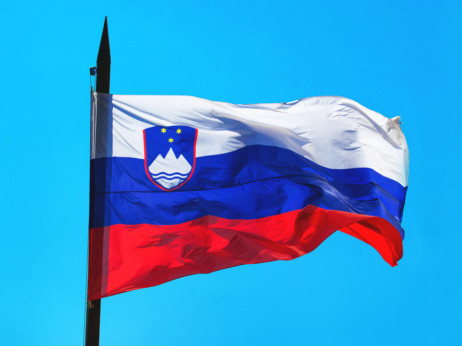 Obveznice: Slovenija s 500 milijoni in donosnostjo nad tremi odstotki