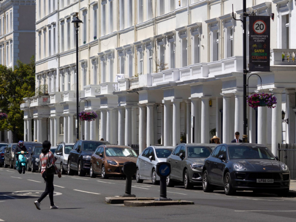 Britanci se zaradi visokih cen goriva vse manj vozijo z avtomobili