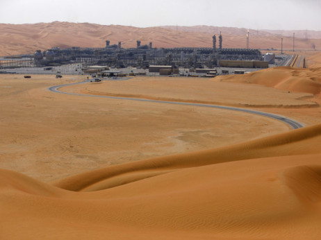 Savdska Arabija prvič po dveh letih povečala izvoz nafte