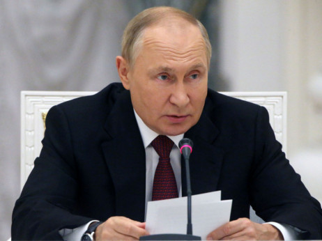 'Ta veseli dan' ali začetek konca Putina