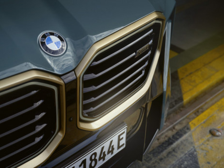 BMW kljub energetski krizi načrtuje rast prodaje v 2023