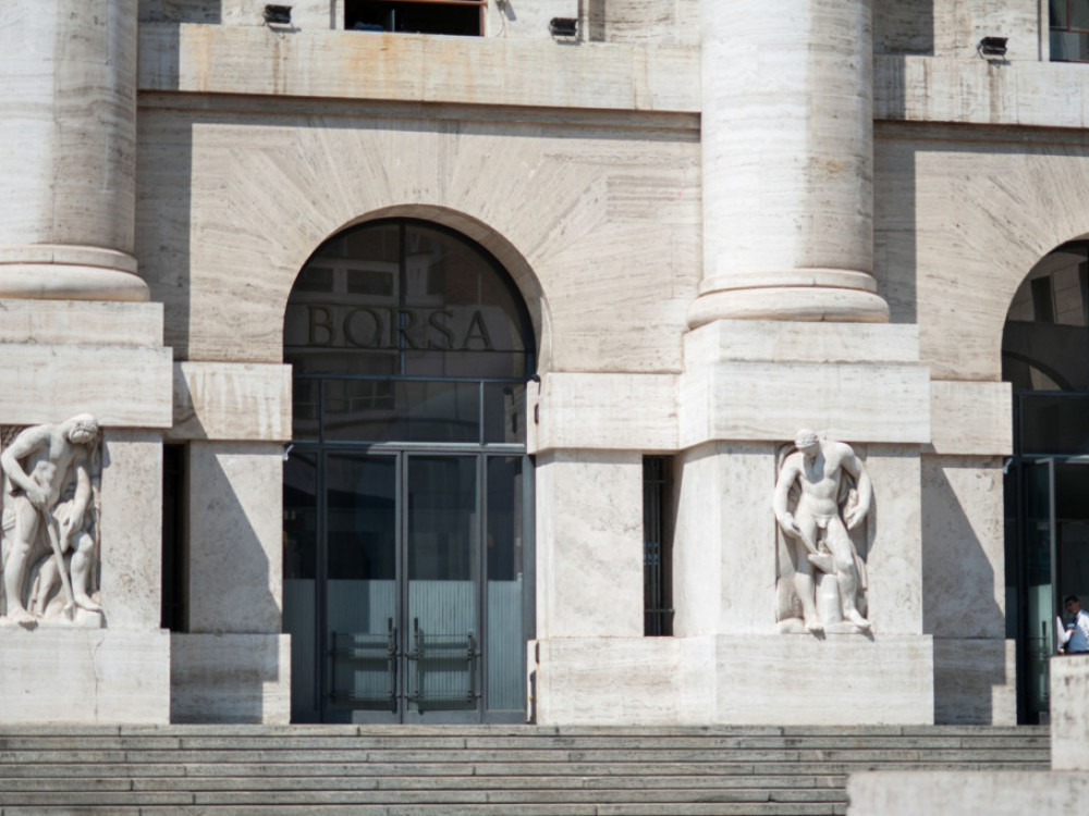 Evropske borze v rdečem, nafta se je pocenila