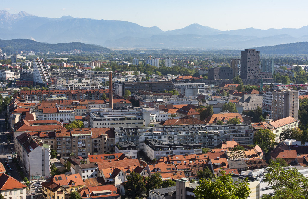 Cene nepremičnin v EU upadle, Slovenija s 6,8-odstotno rastjo