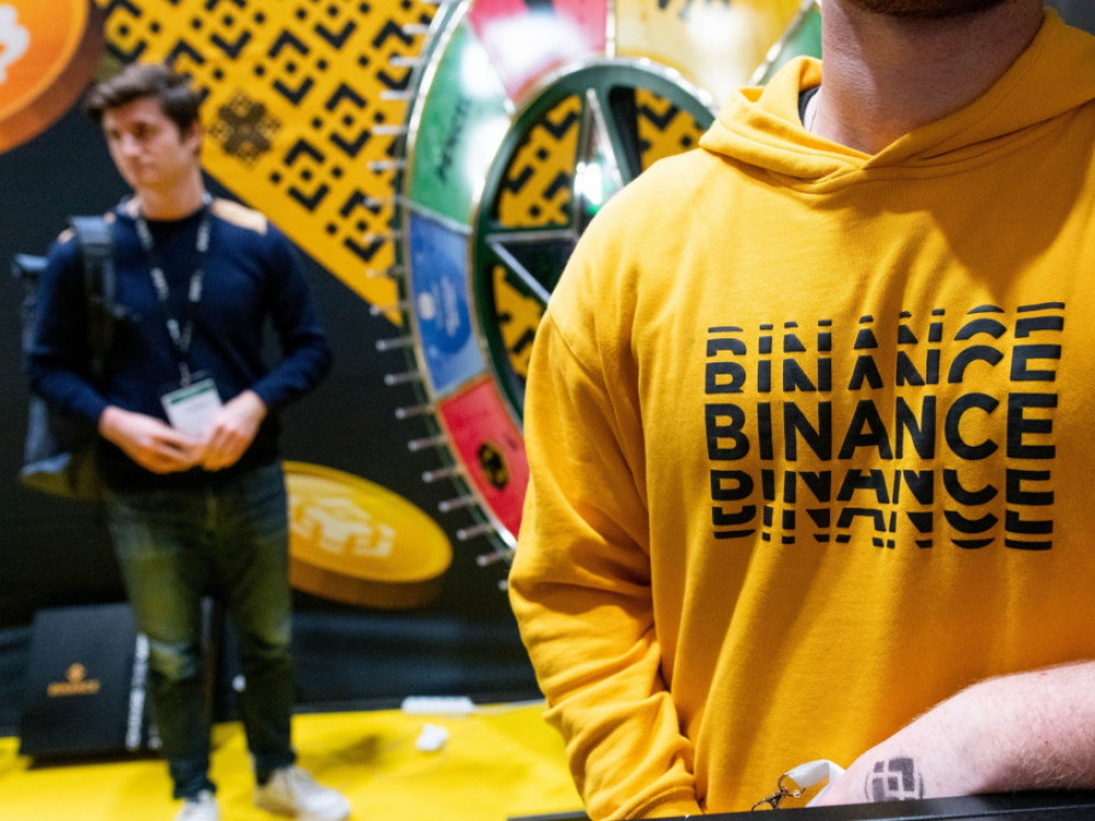 Hekerji ukradli za 570 milijonov evrov kriptokovanca binance