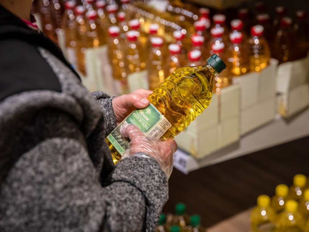 Inflacija oktobra upadla na 10,3 odstotka