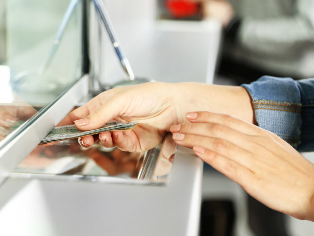 Brez transakcijskega računa 8.500 zavezancev. Kako poslujejo?