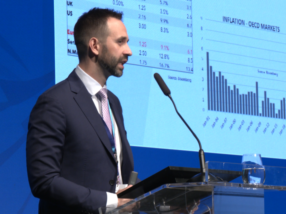 Knez: Vračamo se k bolj normalnemu delovanju finančnega sistema
