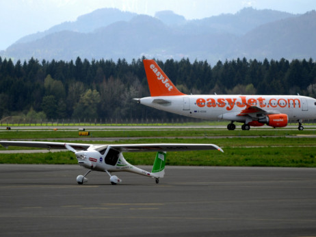 Nizkocenovni prevozniki zmanjšujejo število letov v Ljubljano