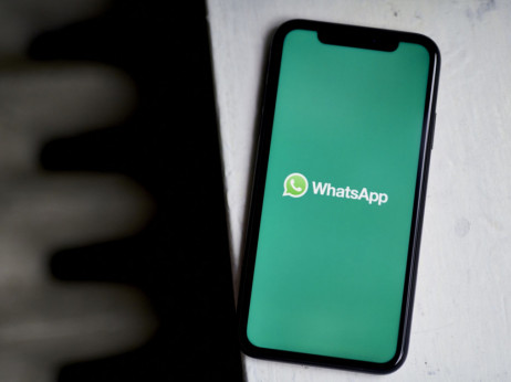 WhatsApp spet deluje, o težavah so poročali z vsega sveta