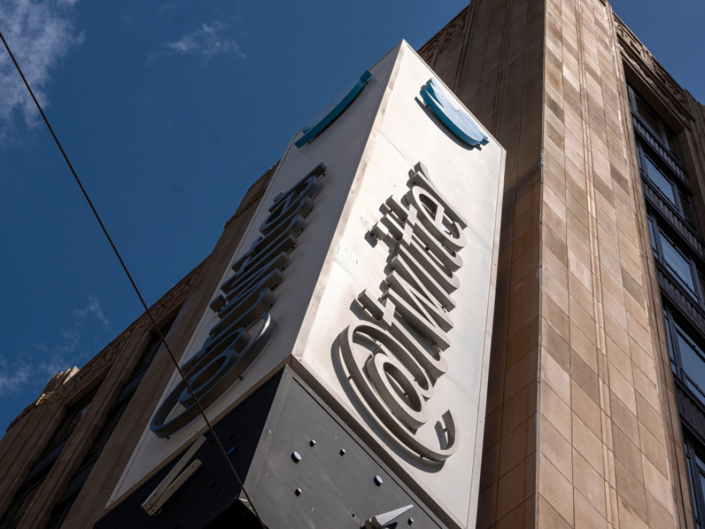 Kako je Muskova modra kljukica zbrisala milijarde tržne vrednosti