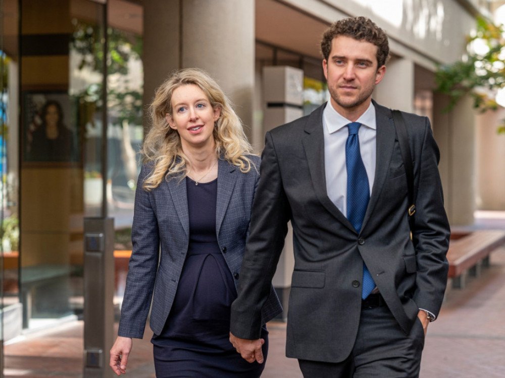 Elizabeth Holmes, ustanoviteljici Theranosa, 11 let zaporne kazni