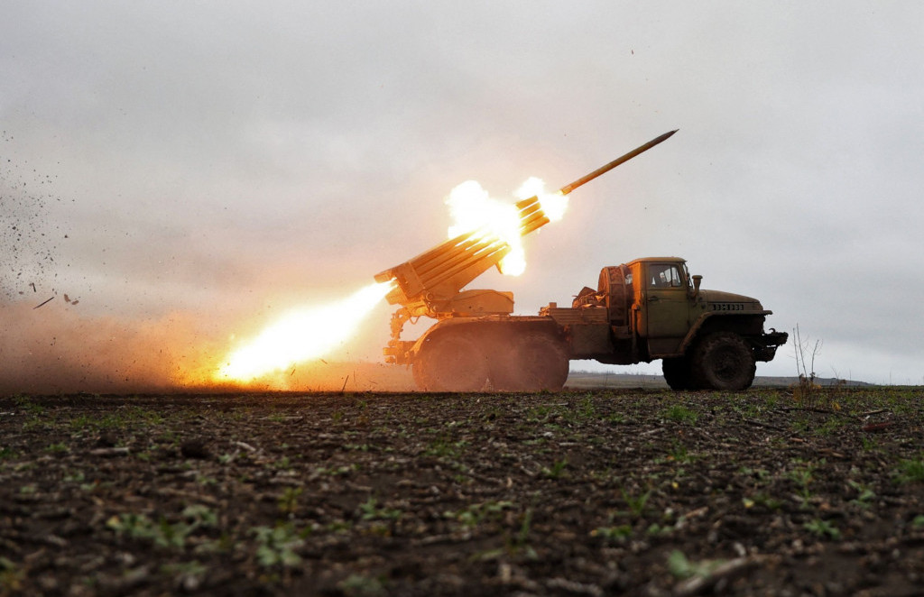 Krepitev vojaške pomoči Ukrajini; ZDA s poltretjo milijardo orožja