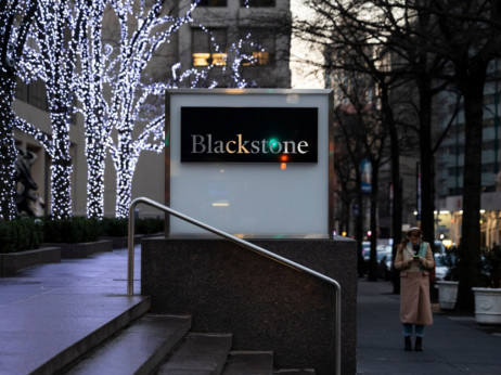 Blackstonov nepremičninski sklad omejuje izplačila