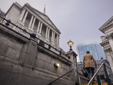 Britanska centralna banka s pričakovanim polodstotnim dvigom