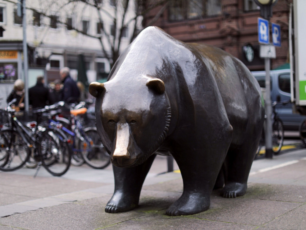 Borzni pregled: Evro se krepi, ameriški borzni indeksi ozeleneli