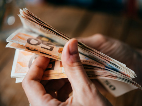Podatki Banke Slovenije: Potrošniška posojila nekoliko cenejša