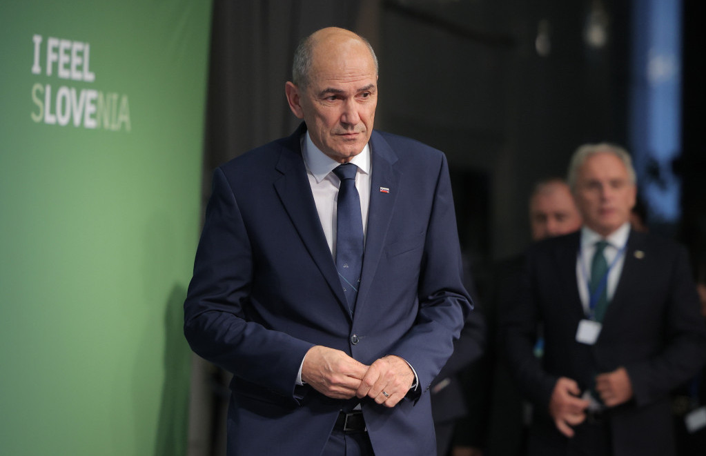 Izjave tedna: Ne le blažev žegen, dajte roke iz žepov