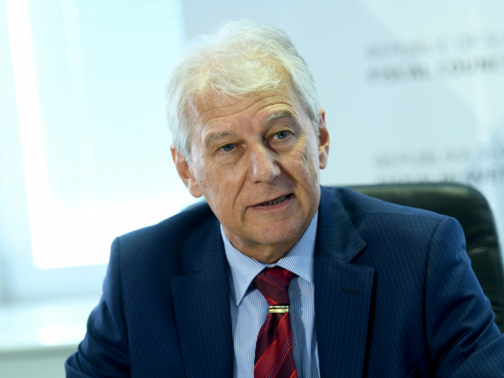 Fiskalni svet ostro nad vladni državni proračun: 'Nerealistično'